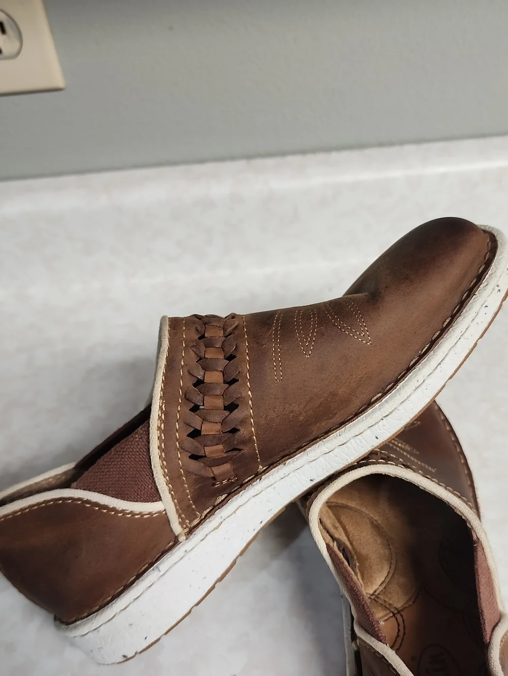 Justin Boots classic brown